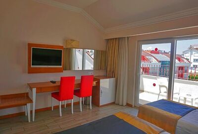 Side Legend Hotels